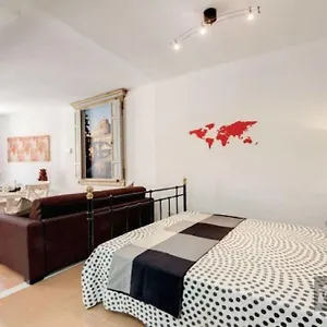 Aparthotel Navona Open Space