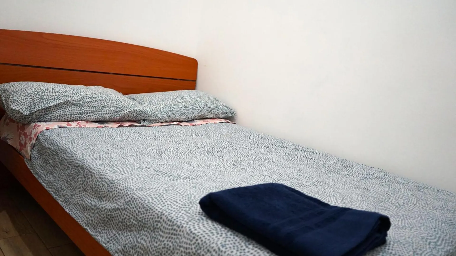 Cozy Rooms Roma Pensión