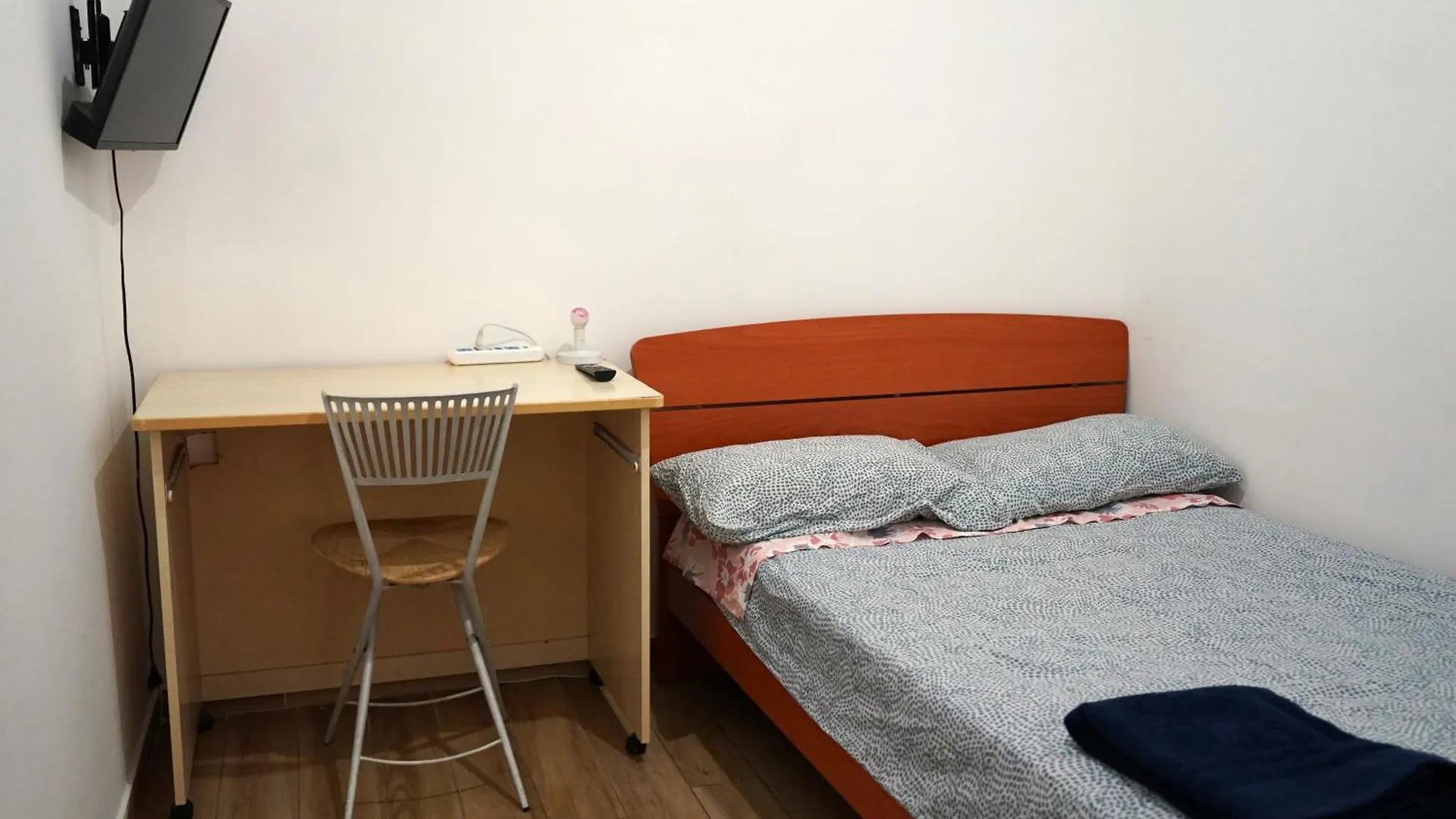 ** Pensión Cozy Rooms Roma Italia